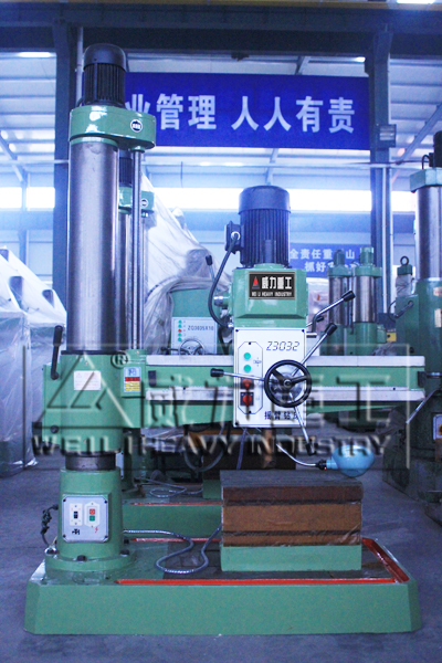 Z3040搖臂鉆床生產完成